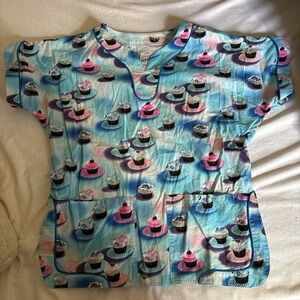 Women’s scrub top